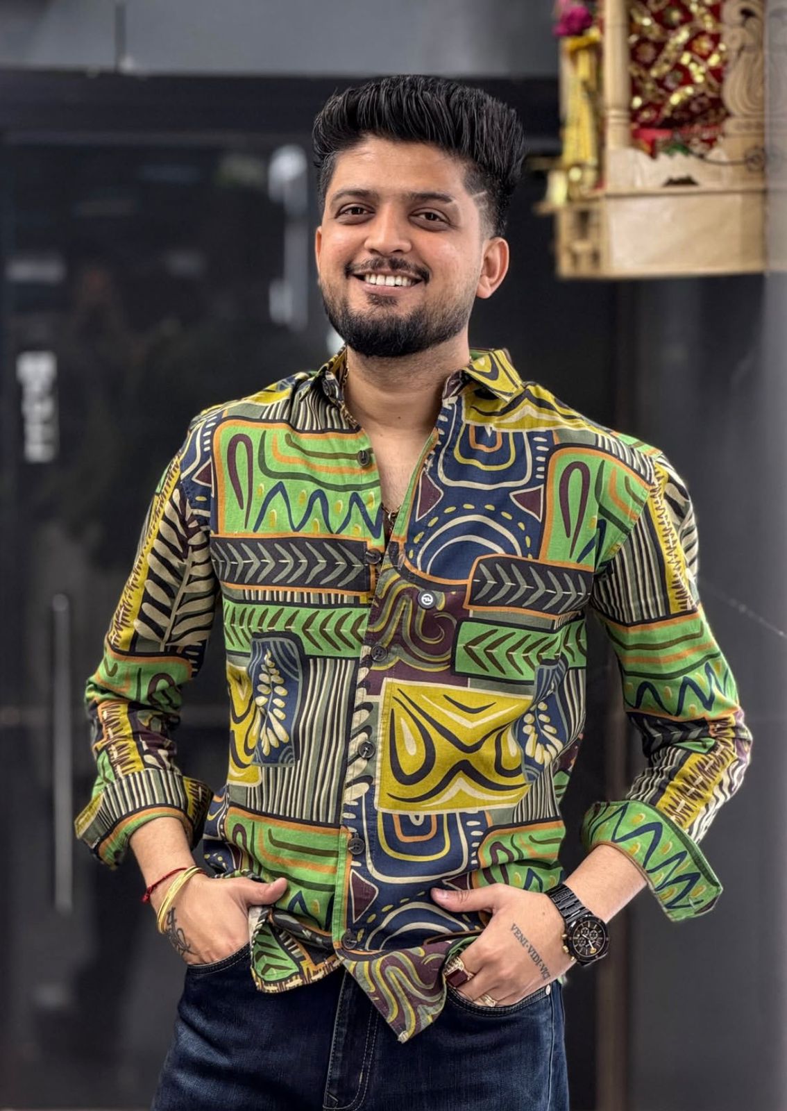 Multicolor Abstract Print Casual Shirt for Men - Image 2